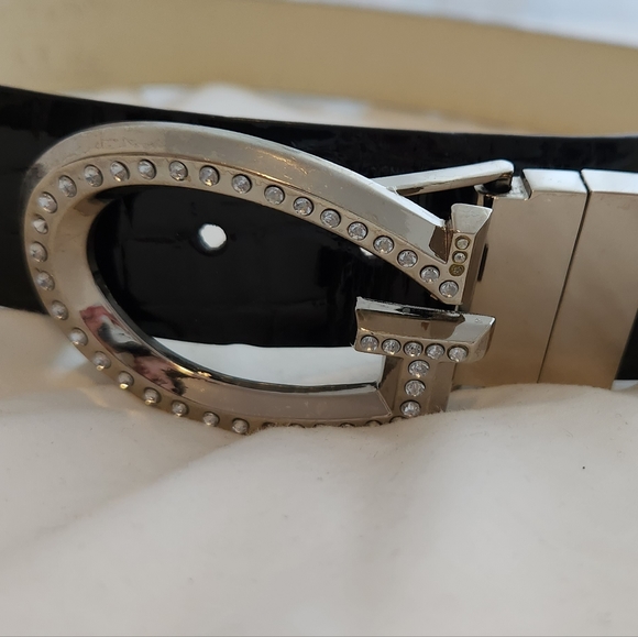 Guess Belt Size Small - Picture 9 of 10